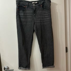 Levi’s Cropped Boyfriend Jeans
